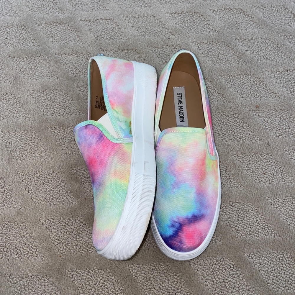 Steve Madden sneakers